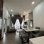 Anna Ar Antara Residence Lake View, Putrajaya